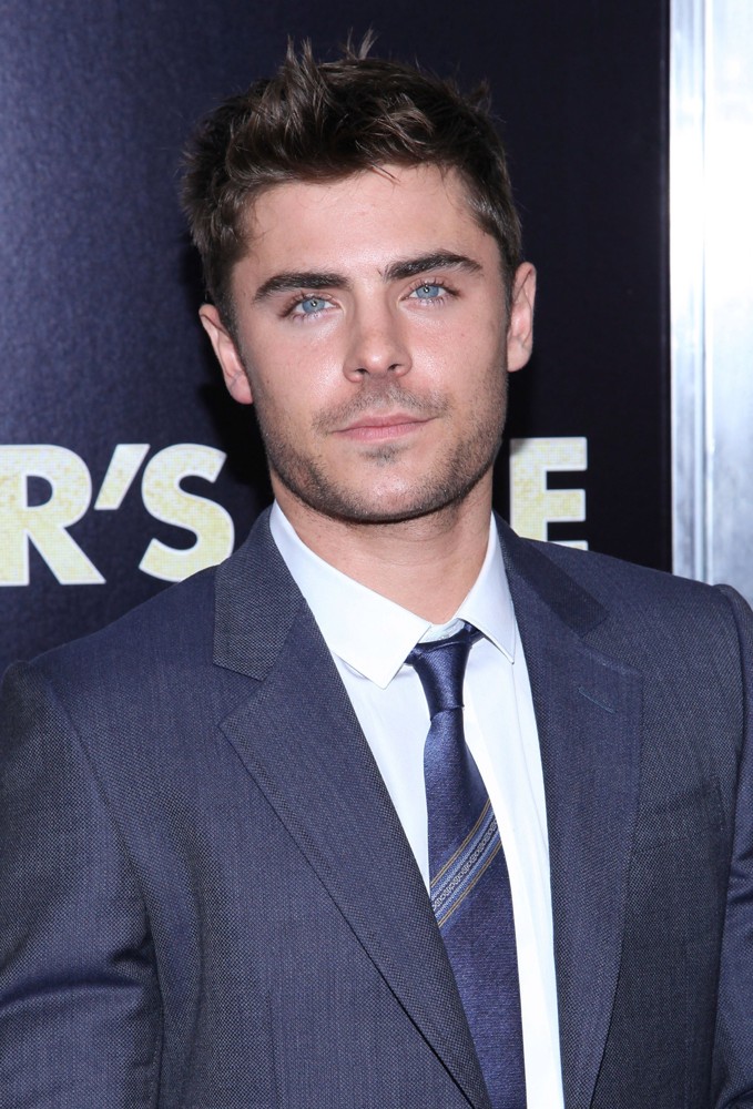 Zac Efron Picture 162 - Los Angeles Premiere of New Year's Eve